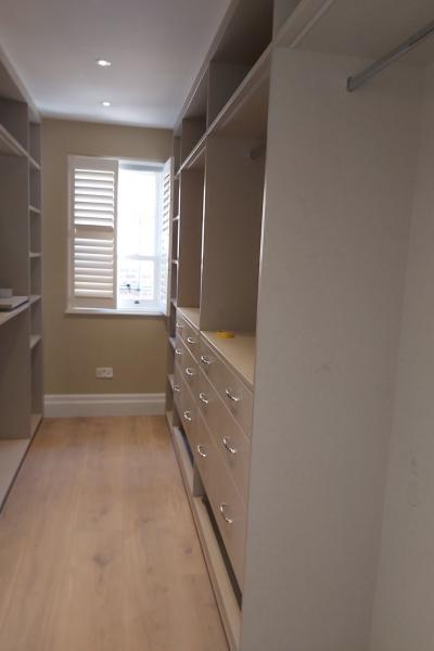 Built-in wardrobes UniPaint Joinery 15